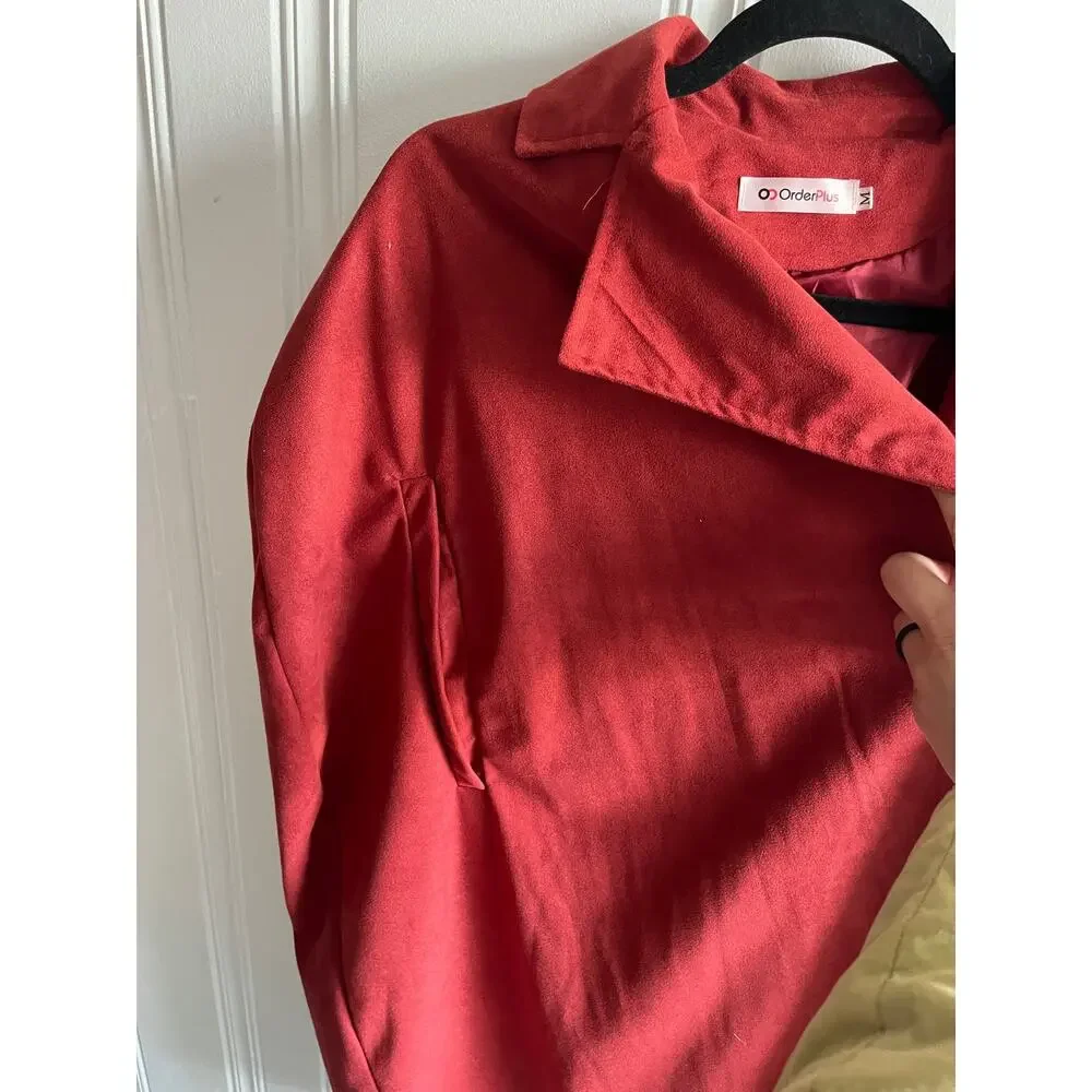 Cape/coat swallow red order plus size Med